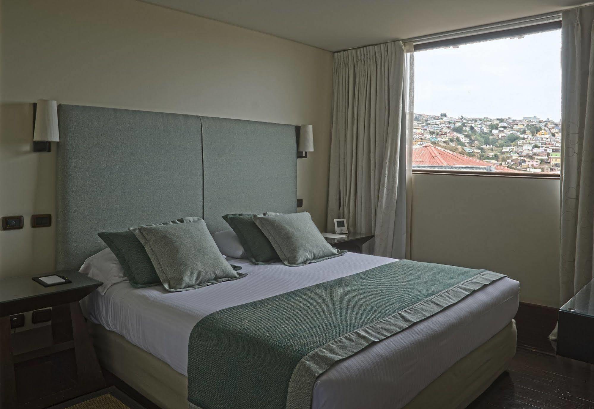 Hotel Casa Higueras Valparaiso Bagian luar foto